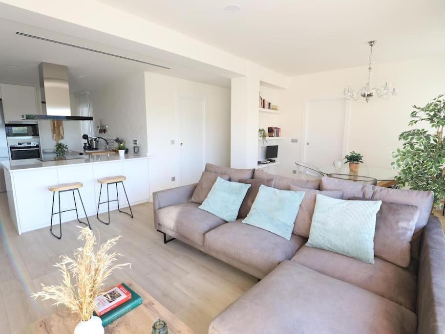 Apartment Impresionante 3 By Hometels